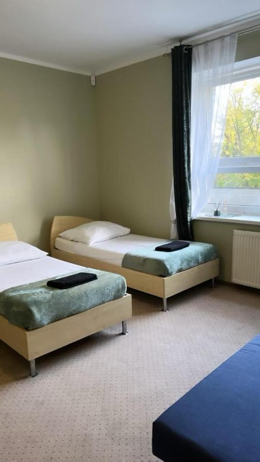 Villa Ventana 2 City Free Parking Sniadanie W Cenie 503 18 18 11 Poznań Buitenkant foto