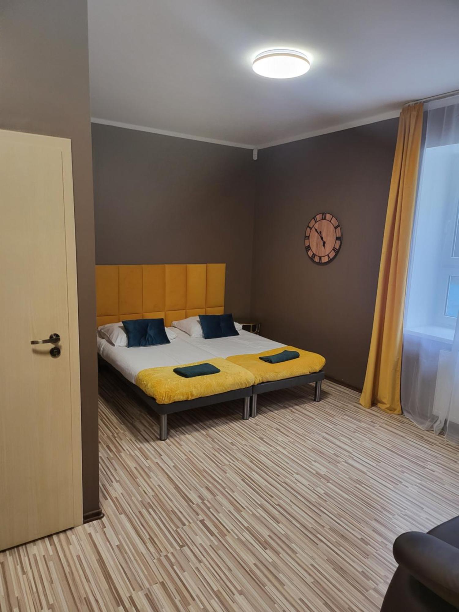 Villa Ventana 2 City Free Parking Sniadanie W Cenie 503 18 18 11 Poznań Buitenkant foto
